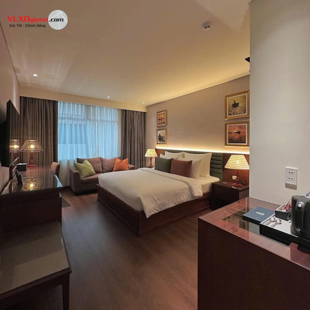 KHÁCH SẠN KIN THI SÁCH